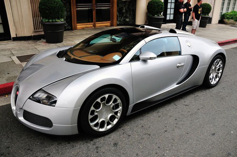  Bugatti Veyron 16.4 Grand Sport 2012 года  (фото 43 из 46)